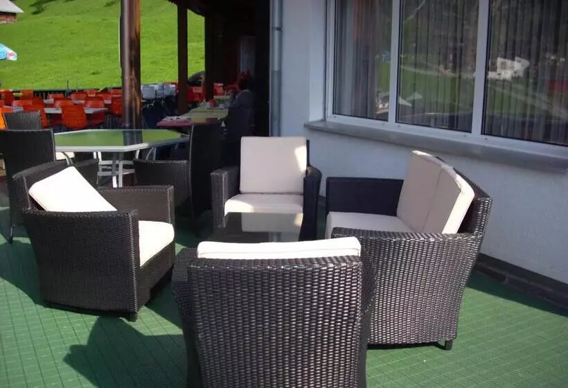 Hotelli Restaurant Cristal