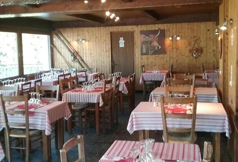 Отель Restaurant Les Rosieres