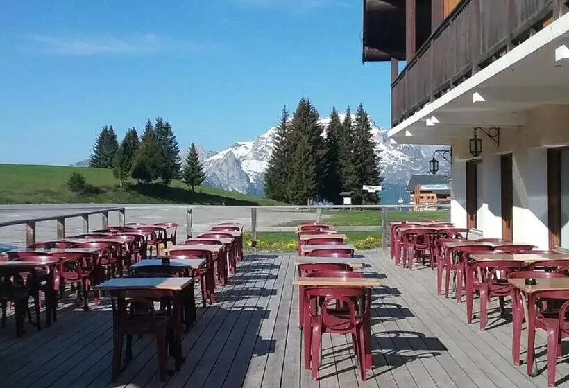 Hotelli Restaurant Les Rosieres
