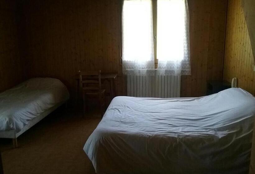 Отель Restaurant Les Rosieres