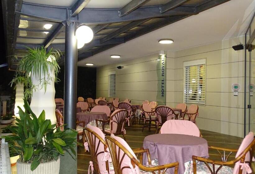 בית מלון כפרי Royal