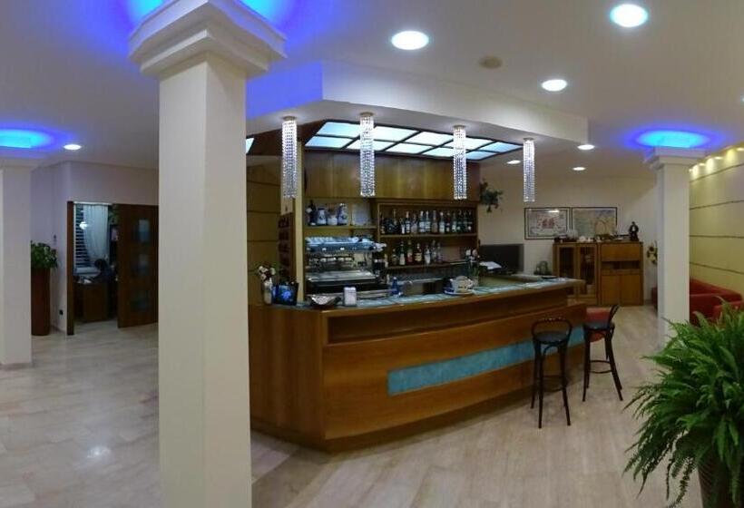 בית מלון כפרי Royal