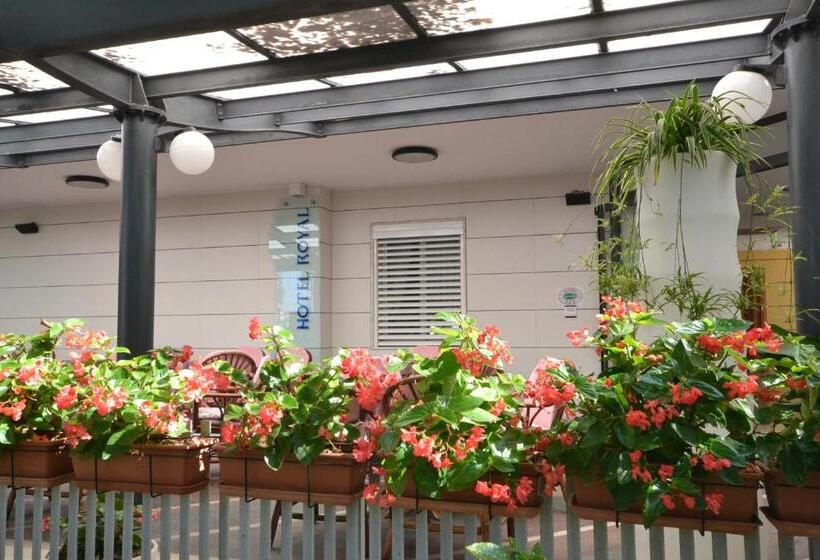 בית מלון כפרי Royal