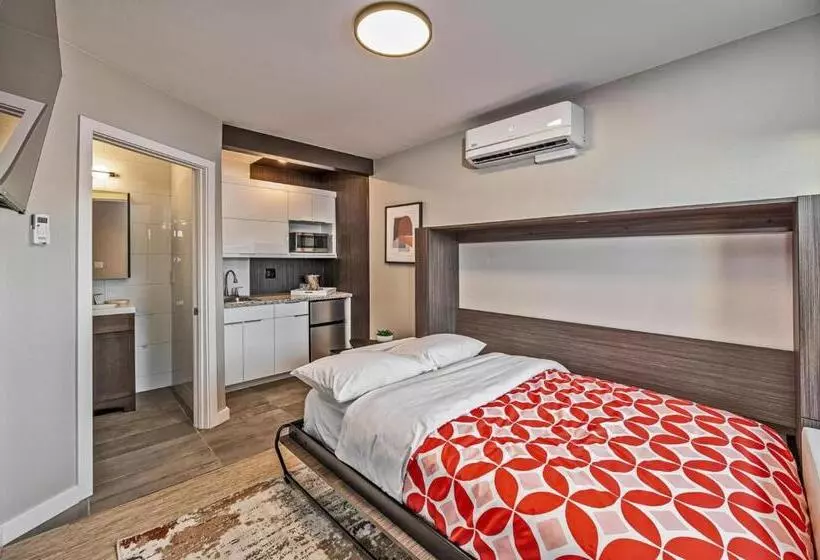 هتل Walkable Wonder Midtown Studio Near Downtown Gems