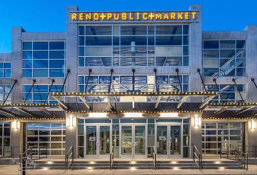 هتل Walkable Wonder Midtown Studio Near Downtown Gems