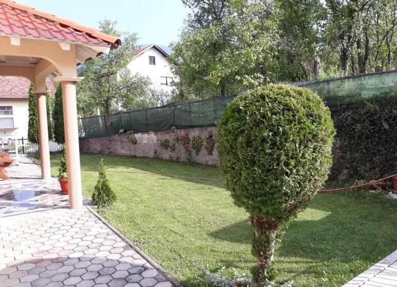 پانسیون Apartments Tutto Bene