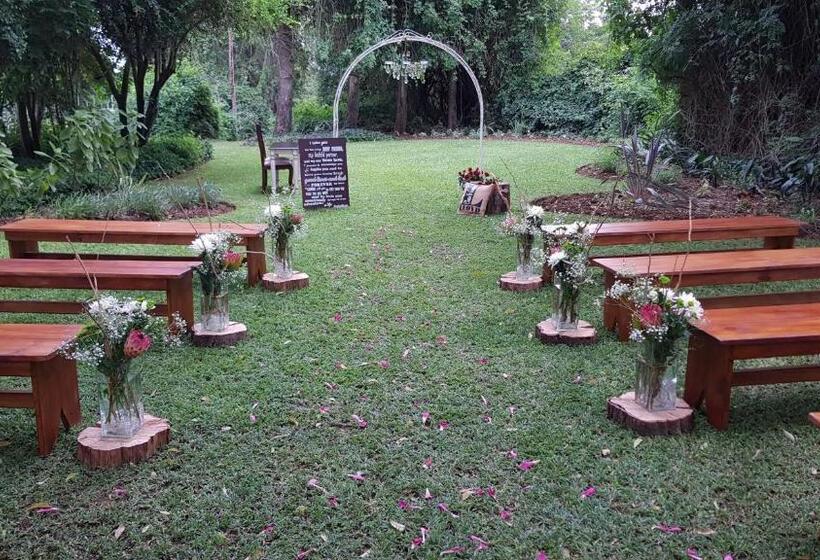 بنسيون Avoca River Cabins