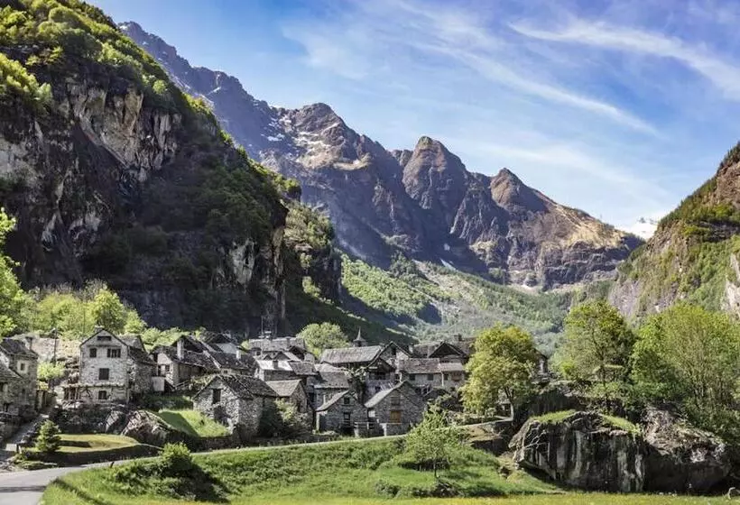 پانسیون Be Easy In Selva