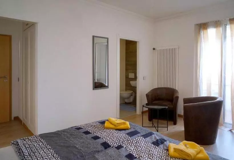 پانسیون Be Easy In Selva