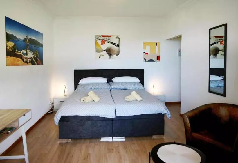 پانسیون Be Easy In Selva