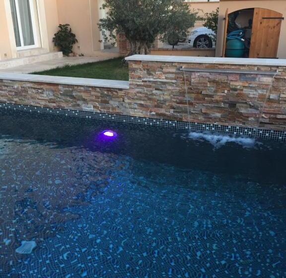 פנסיון Chez Delphine