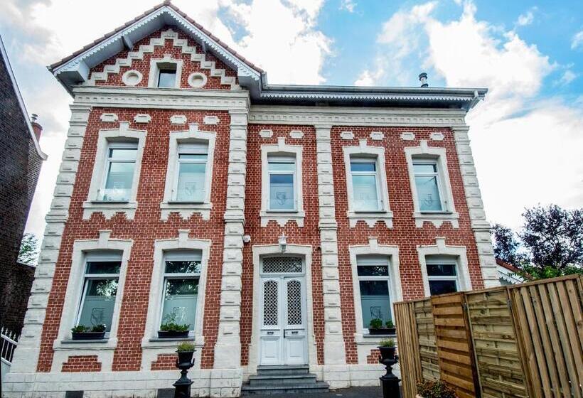 پانسیون Le Haut Du Pavé