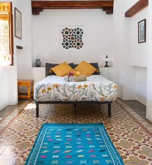 پانسیون Oripando Private Rooms