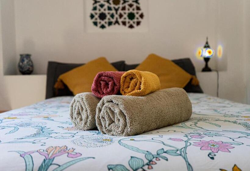 پانسیون Oripando Private Rooms