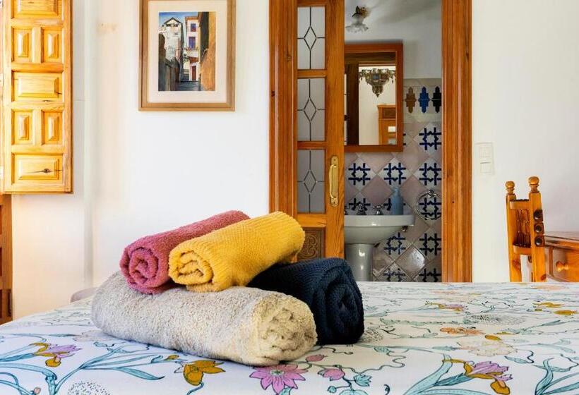 پانسیون Oripando Private Rooms