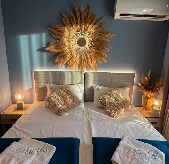 膳宿费 Pino   Villa, Casa, Cucina е Terrazza