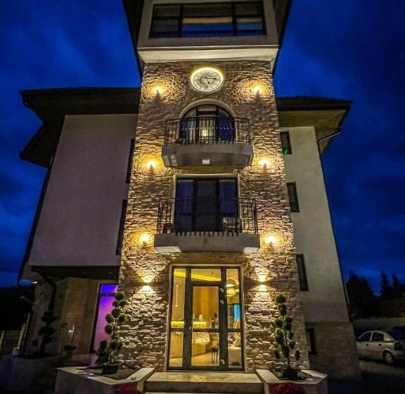 膳宿费 Pino   Villa, Casa, Cucina е Terrazza