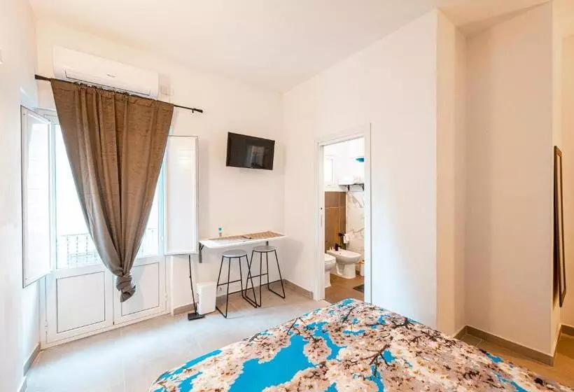 ペンション Room In Guest Room   Luxury Room La Mandorla