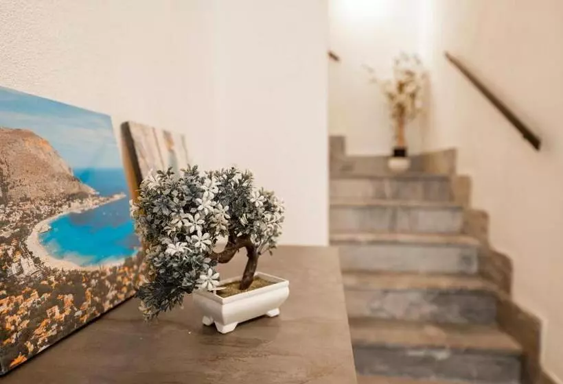 ペンション Room In Guest Room   Luxury Room La Mandorla