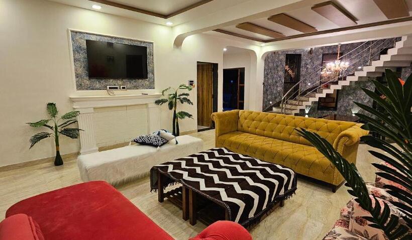 Пансион Thalaiva Villa By Hillstayion