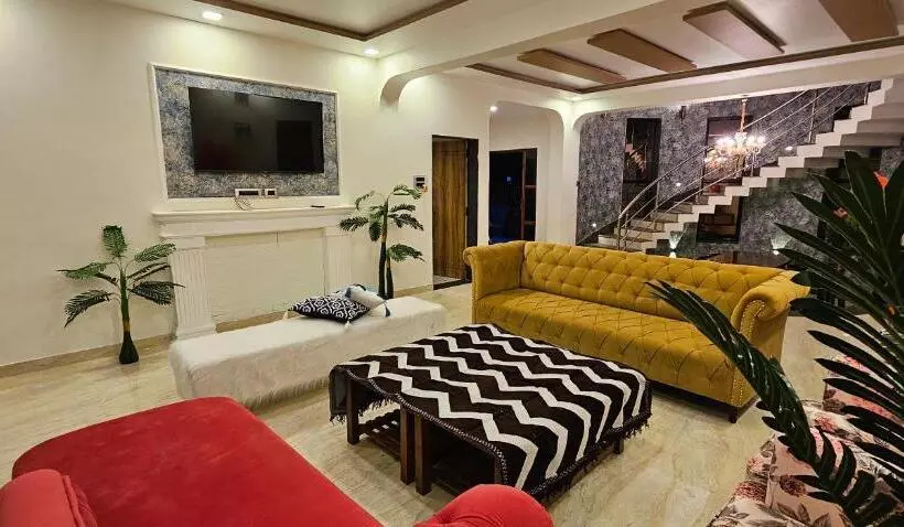 Majatalo Thalaiva Villa By Hillstayion