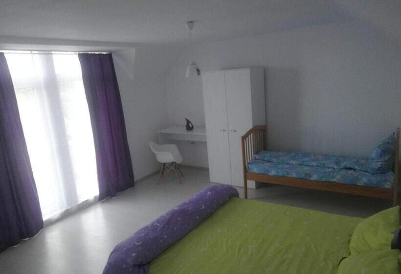 پانسیون Vila Roy