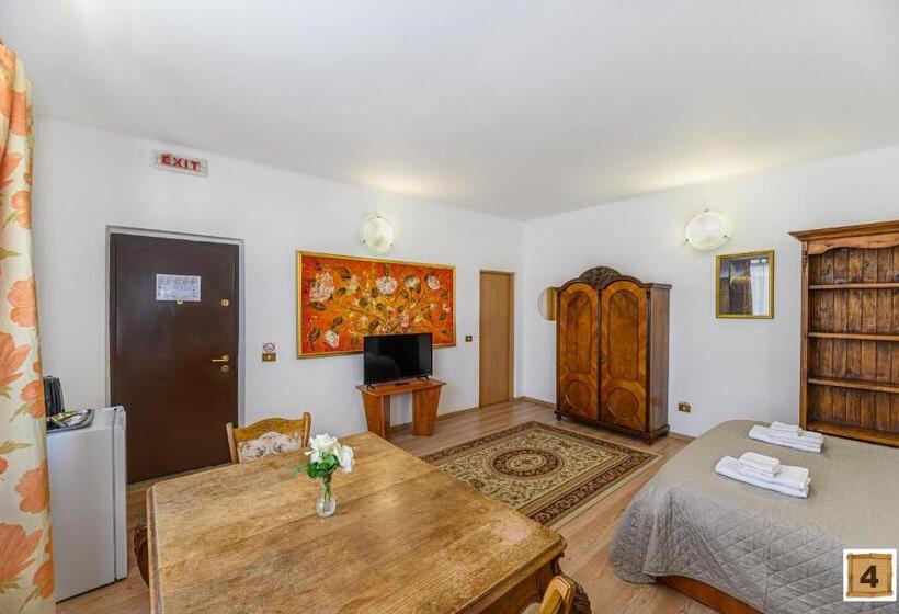 Pensiunea Roma Antica