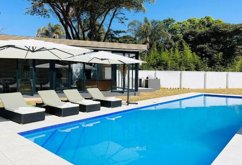 Residence Hotel Borrowdale