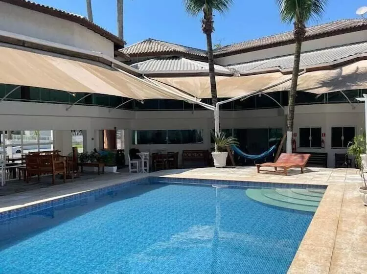 Retkeilymaja Bene Beach   Pousada Guarujá