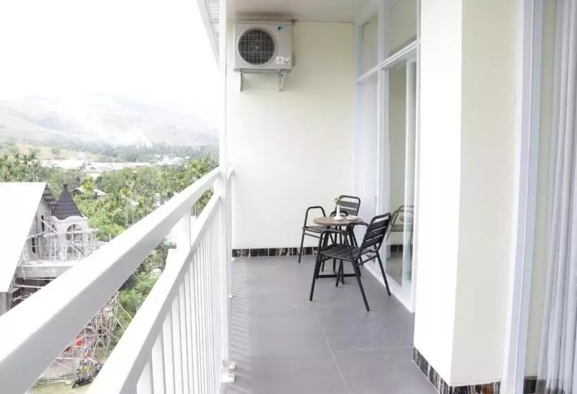ホテル Horison Sentani