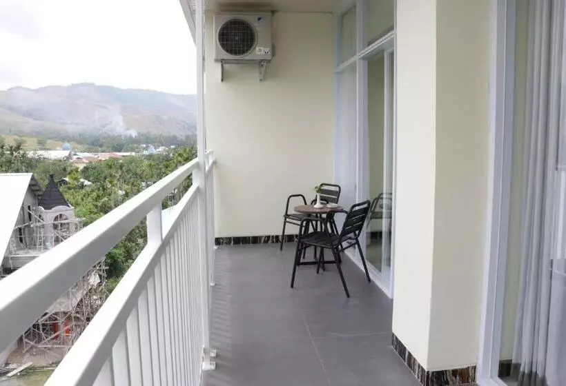 ホテル Horison Sentani