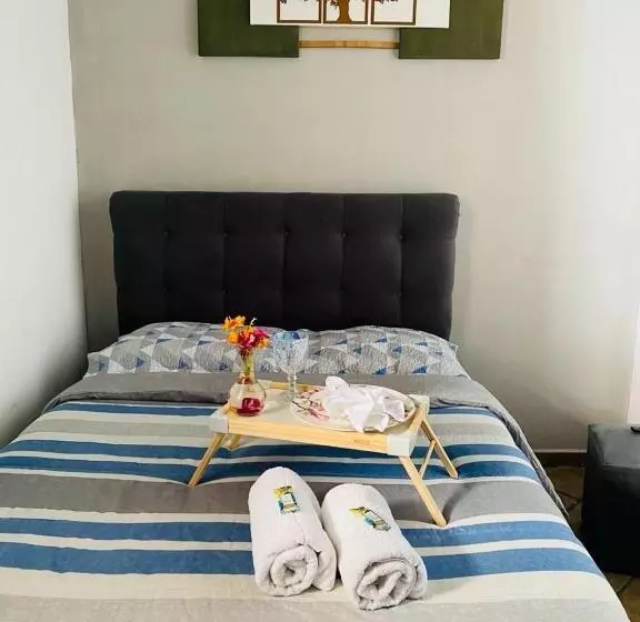 ホテル Hostel Anprado 2