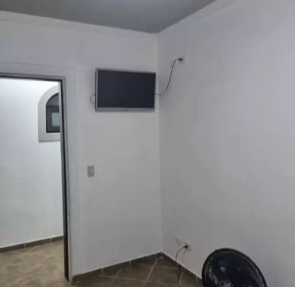 ホテル Hostel Anprado 2