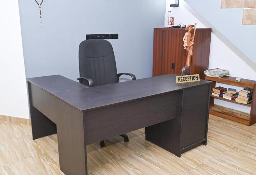 Negombo Royal Villa By Hotel Oviniru