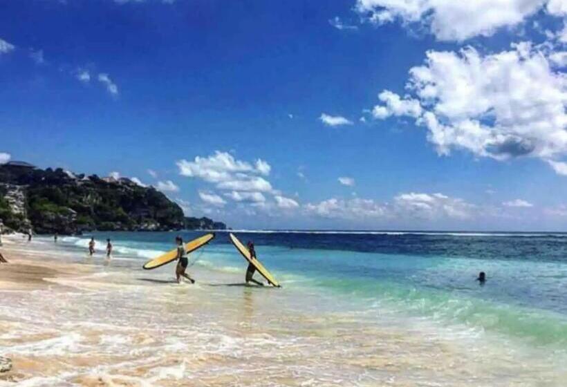 Пансион Bale Bingin Beachfront Stay