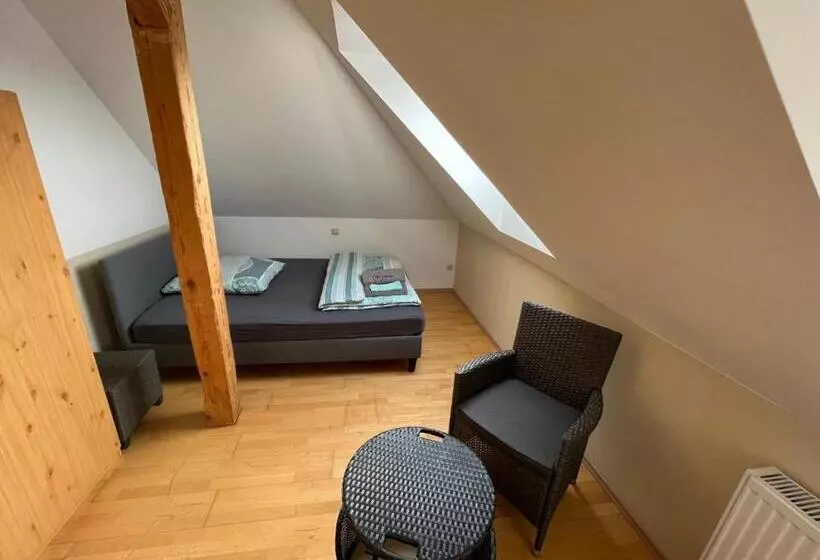 Majatalo Mwmgästehaus Doppelzimmer 17