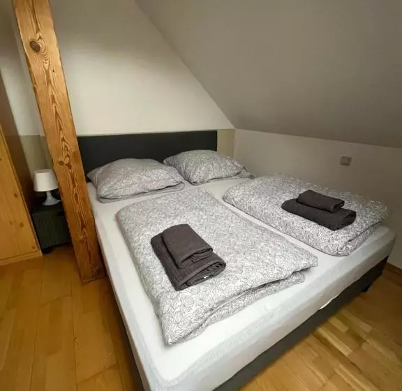 Majatalo Mwmgästehaus Doppelzimmer 17