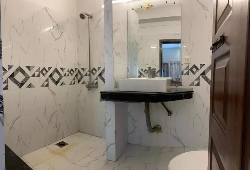 پانسیون Rehmat Residency Guest House