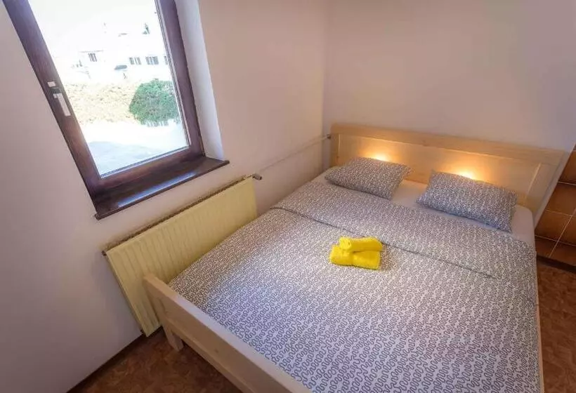 1a Adventure Hostel