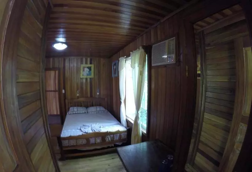 هاستل Hostal Bastimentos