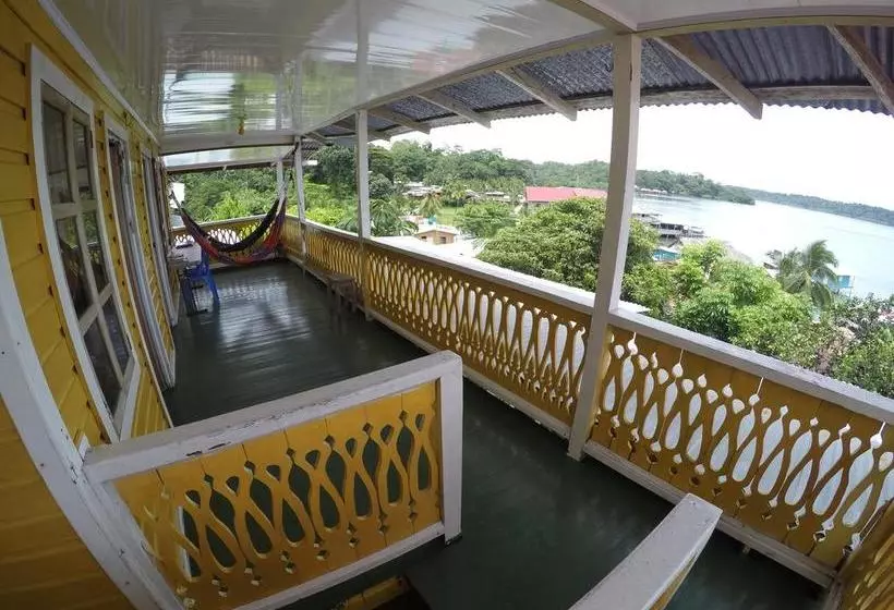 هاستل Hostal Bastimentos