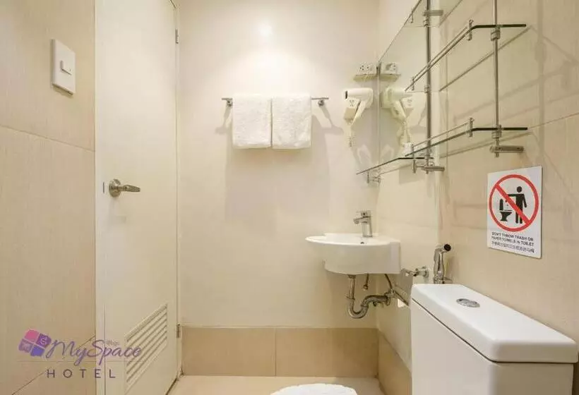 ユースホステル Myspace Hotel @bgc