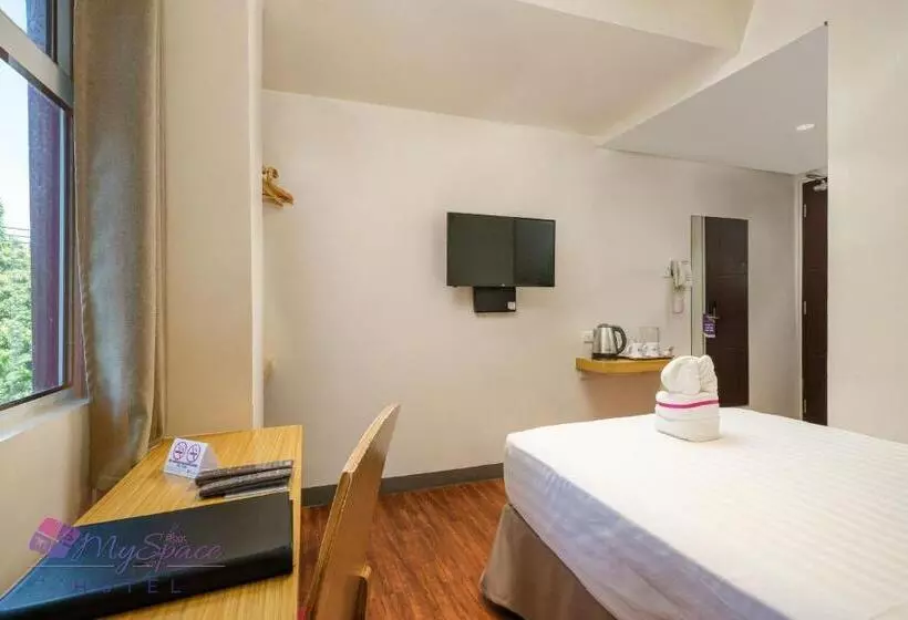 ユースホステル Myspace Hotel @bgc