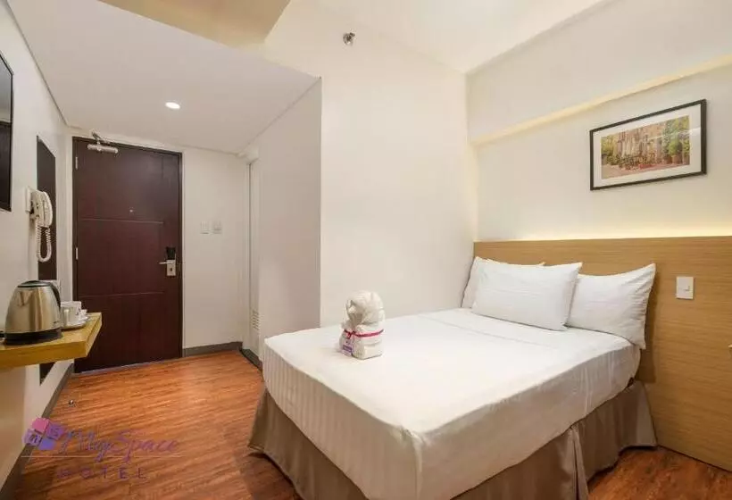 ユースホステル Myspace Hotel @bgc