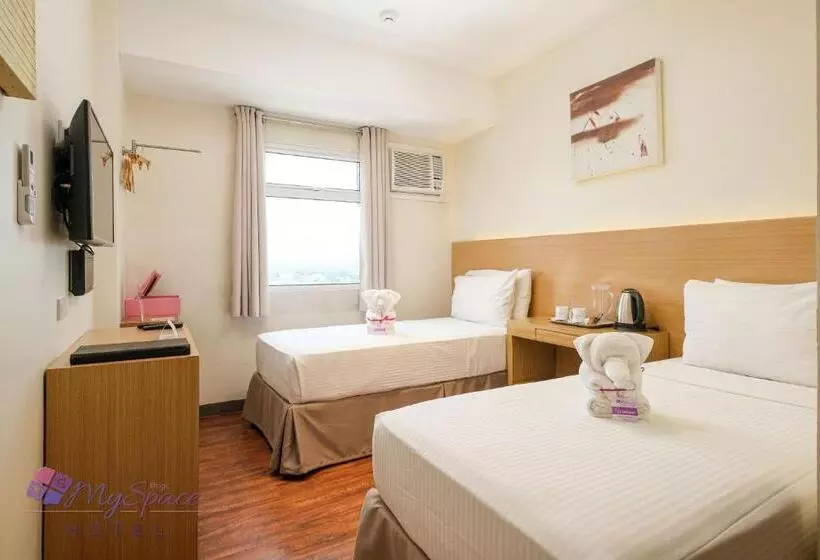 ユースホステル Myspace Hotel @bgc