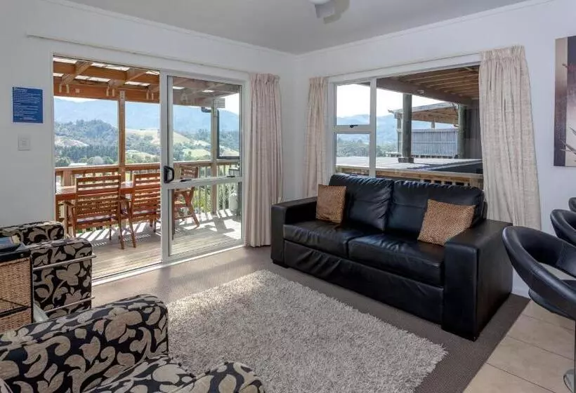 Coromandel Seaview Motel