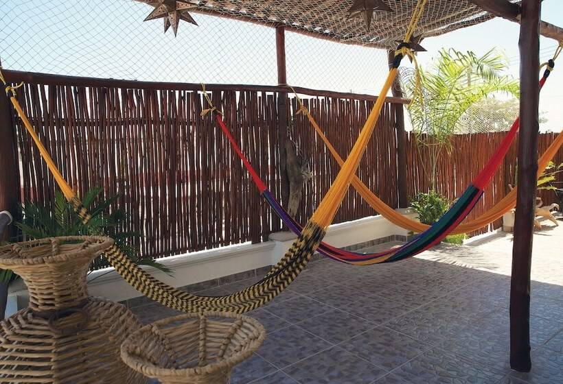 Hostelito Chetumal Hotel & Hostel