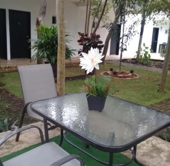 هتل 41 Valladolid