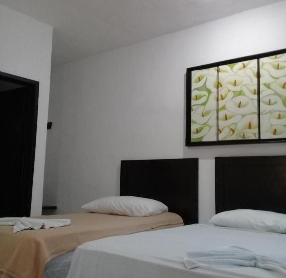 هتل 41 Valladolid