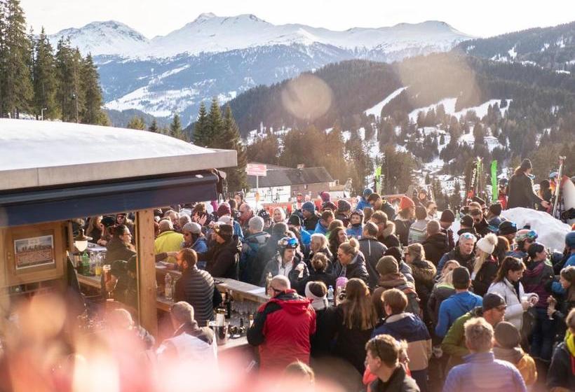 هتل Berggasthaus Crest'ota